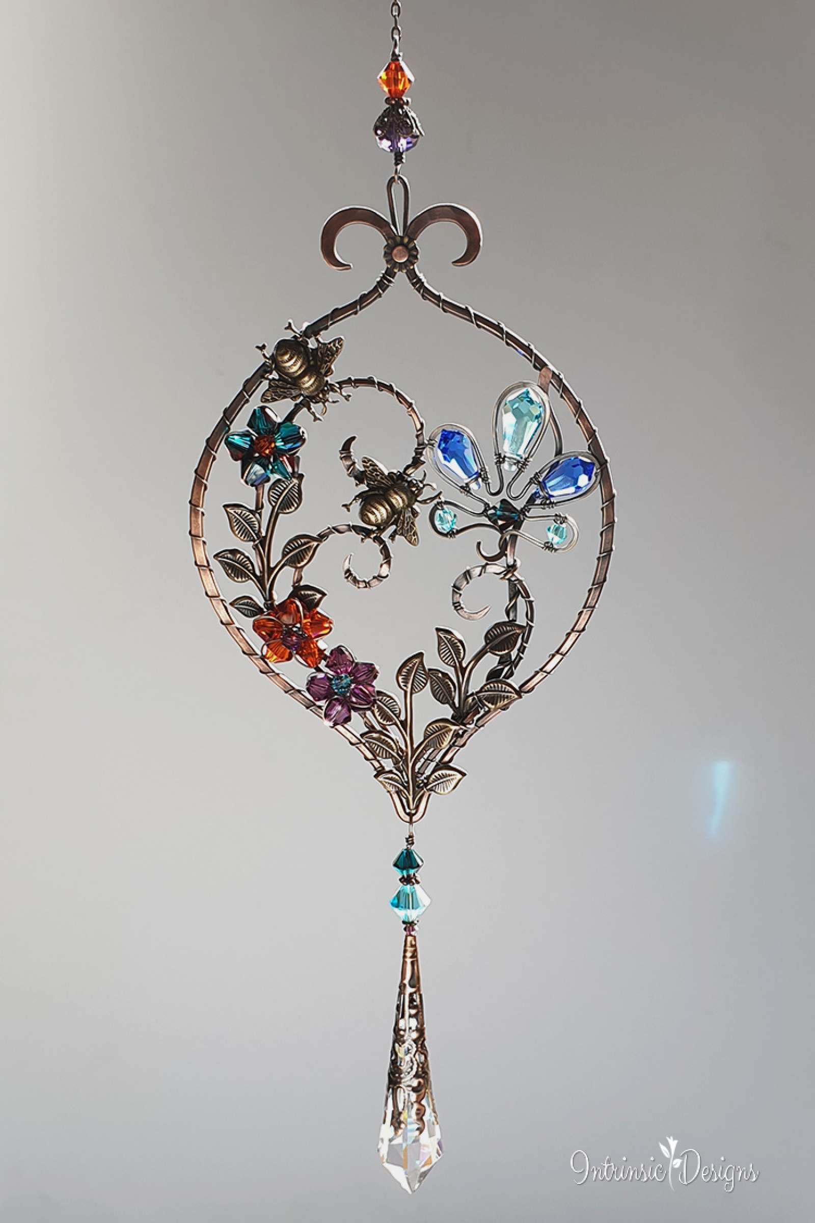 BEE SWAROVSKI CRYSTAL WINDOW SUNCATCHER IN COPPER, BRASS AND BRONZE