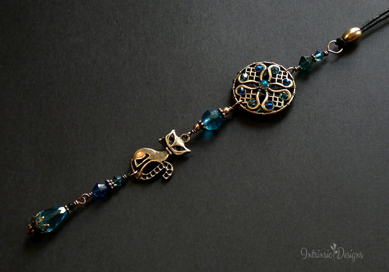 CAT SWAROVSKI CRYSTAL CAR REARVIEW MIRROR DANGLE. ADJUSTABLE