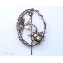 Bee Shawl Pin Bee Shawl Pin
