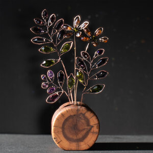 WHIMSICAL CRYSTAL FLOWERS & LEAVES ON A LOG SLICE ... WINDOWSILL SUNCATCHER