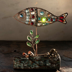 FISH, BRASS OCTOPUS AND SHELLS ON DRIFTWOOD WITH SWAROVSKI AND AUSTRIAN CRYSTALS ....  WINDOWSILL SUNCATCHER