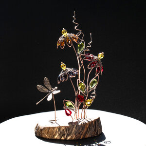 SOLD .... ECHINACEA (CONEFLOWER) BOUQUET WIITH A DRAGONFLY ON A WOOD SLICE  ... WINDOWSILL SUNCATCHER .... IKEBANA STYLE