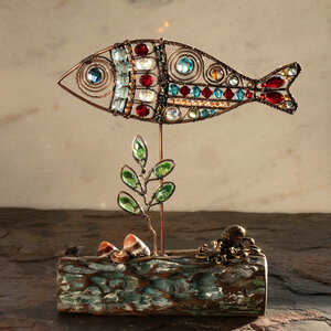 FISH, BRASS OCTOPUS AND SHELLS ON DRIFTWOOD WITH SWAROVSKI AND AUSTRIAN CRYSTALS ....  WINDOWSILL SUNCATCHER