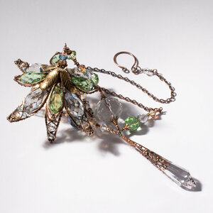 LONG CHANDELIER STYLE FLOWER CRYSTAL WINDOW SUNCATCHER