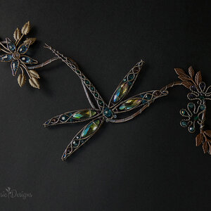 DRAGONFLY CRYSTAL WINDOW SUNCATCHER IN COPPER AND BRONZE 