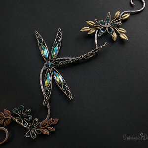 DRAGONFLY CRYSTAL WINDOW SUNCATCHER IN COPPER AND BRONZE 