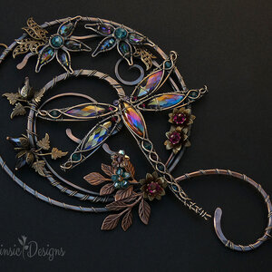 DRAGONFLY CRYSTAL WINDOW SUNCATCHER IN COPPER AND BRONZE 