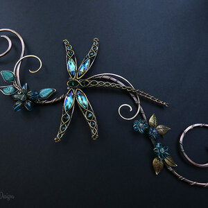 RESERVED FOR SALLY .... DRAGONFLY SWAROVSKI CRYSTAL WINDOW SUNCATCHER IN OCEAN BLUES AND GREENS WITH MIXED METALS
