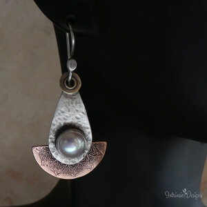 CREAMY FRESHWATER PEARL STERLING SILVER & ETCHED COPPER RETRO EARRINGS WITH STERLING SILVER EAR WIRES
