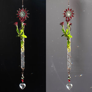 RED SUNFLOWER DECORATIVE PROPAGATION / BUD VASE CRYSTAL SUNCATCHER