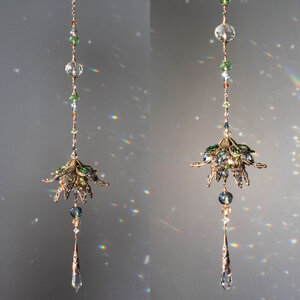 LONG CHANDELIER STYLE FLOWER CRYSTAL WINDOW SUNCATCHER