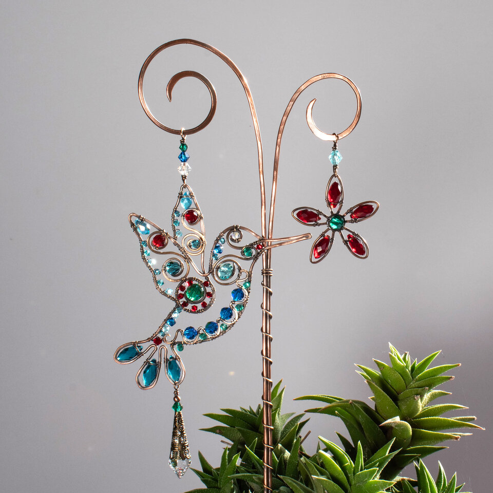 HUMMINGBIRD WITH A FLOWER ... DECORATIVE PLANT STAKE CRYSTAL SUNCATCHER