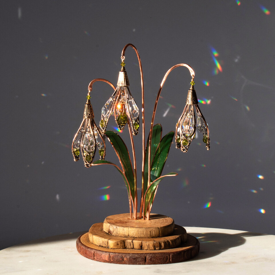 'RESERVED" BOUQUET OF CRYSTAL SNOWDROPS WITH RESIN LEAVES ON A WOOD SLICE STAND  ... IKEBANA INSPIRED WINDOWSILL SUNCATCHER
