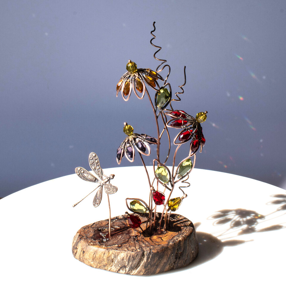 SOLD .... ECHINACEA (CONEFLOWER) BOUQUET WIITH A DRAGONFLY ON A WOOD SLICE  ... WINDOWSILL SUNCATCHER .... IKEBANA STYLE