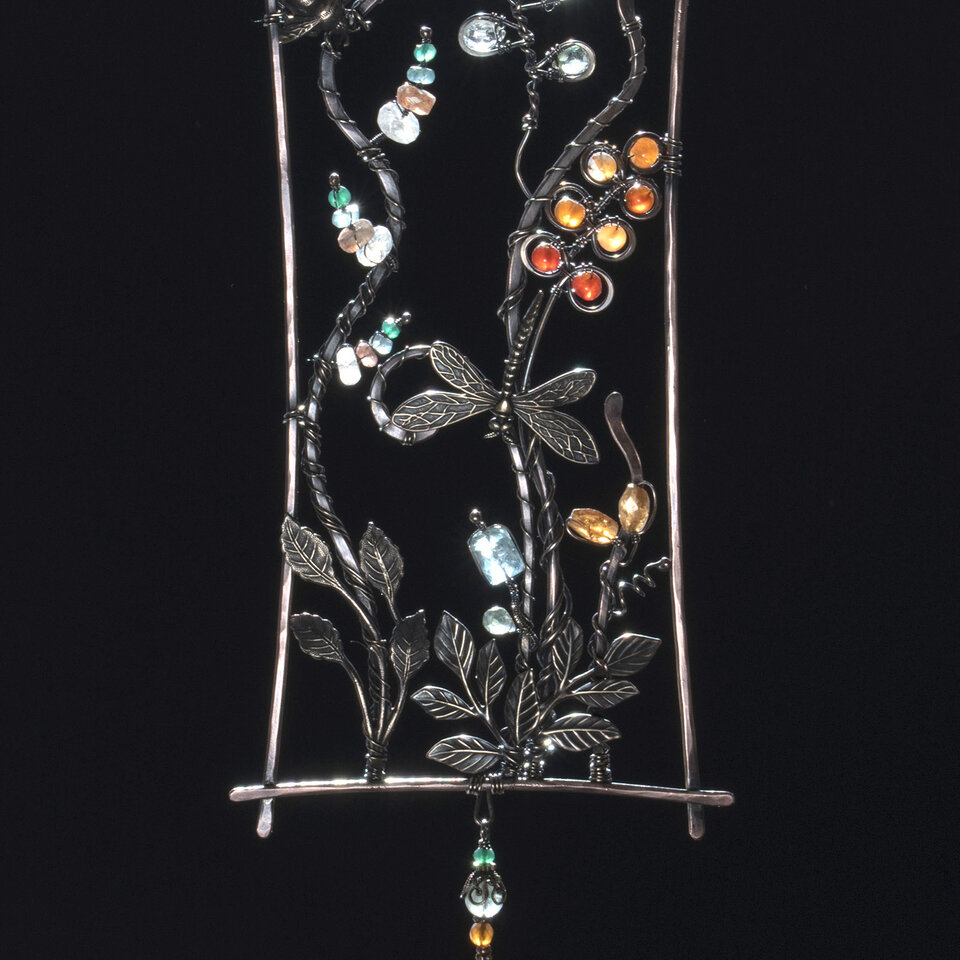 DRAGONFLY & BEE GEMSTONE WINDOW SUNCATCHER IN MIXED METALS WITH A SWAROVSKI CRYSTAL PENDANT