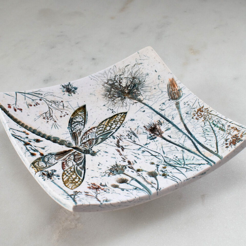 CURVED SQUARE RING DISH WITH A DRAGONFLY, DANDELIONS & LITTLE WILDFLOWERS