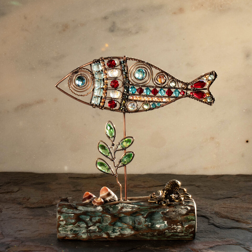 FISH, BRASS OCTOPUS AND SHELLS ON DRIFTWOOD WITH SWAROVSKI AND AUSTRIAN CRYSTALS ....  WINDOWSILL SUNCATCHER