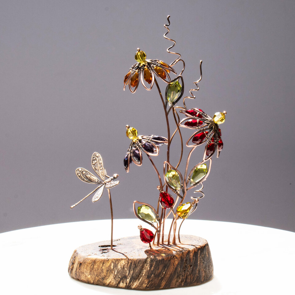 SOLD .... ECHINACEA (CONEFLOWER) BOUQUET WIITH A DRAGONFLY ON A WOOD SLICE  ... WINDOWSILL SUNCATCHER .... IKEBANA STYLE