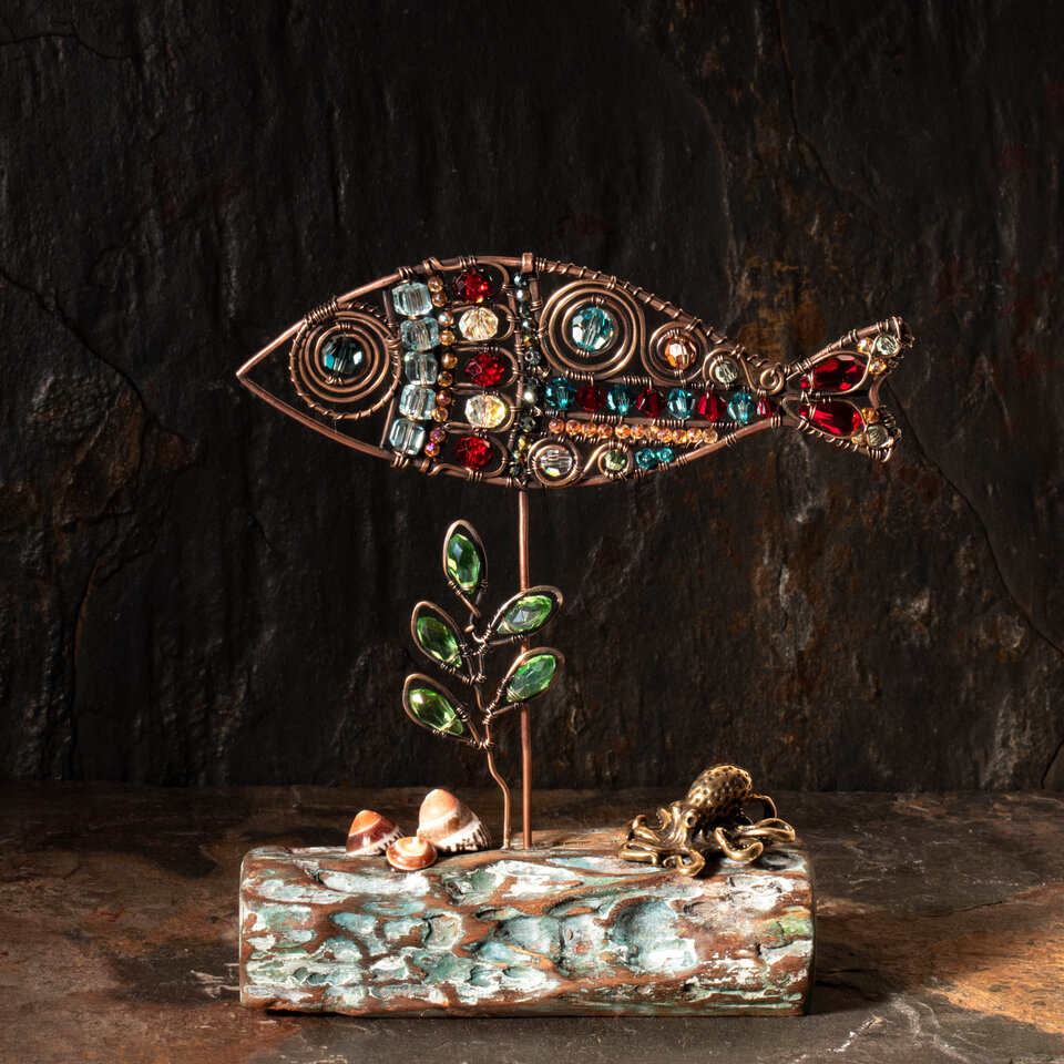 FISH, BRASS OCTOPUS AND SHELLS ON DRIFTWOOD WITH SWAROVSKI AND AUSTRIAN CRYSTALS ....  WINDOWSILL SUNCATCHER