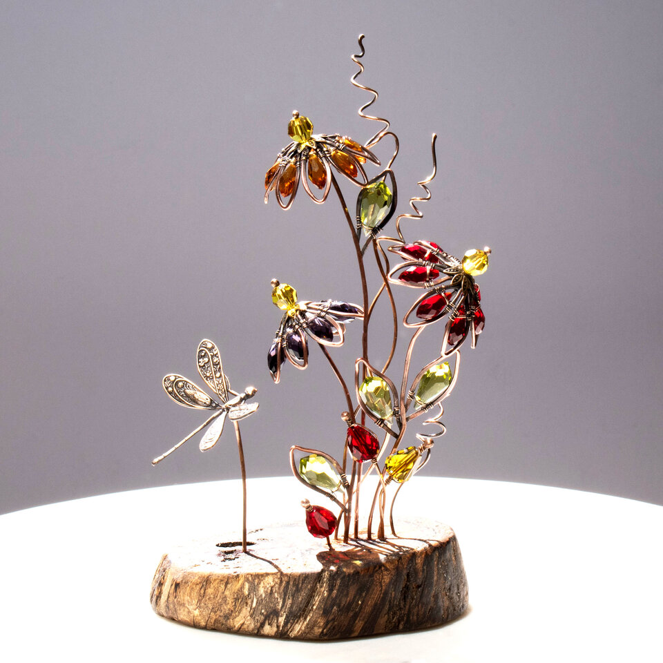 SOLD .... ECHINACEA (CONEFLOWER) BOUQUET WIITH A DRAGONFLY ON A WOOD SLICE  ... WINDOWSILL SUNCATCHER .... IKEBANA STYLE
