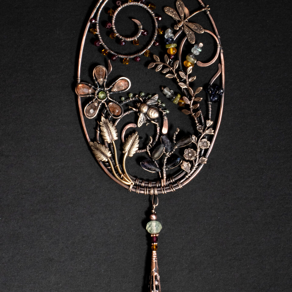 DRAGONFLY & BEE GEMSTONE WINDOW SUNCATCHER IN MIXED METALS WITH A SWAROVSKI CRYSTAL PENDANT