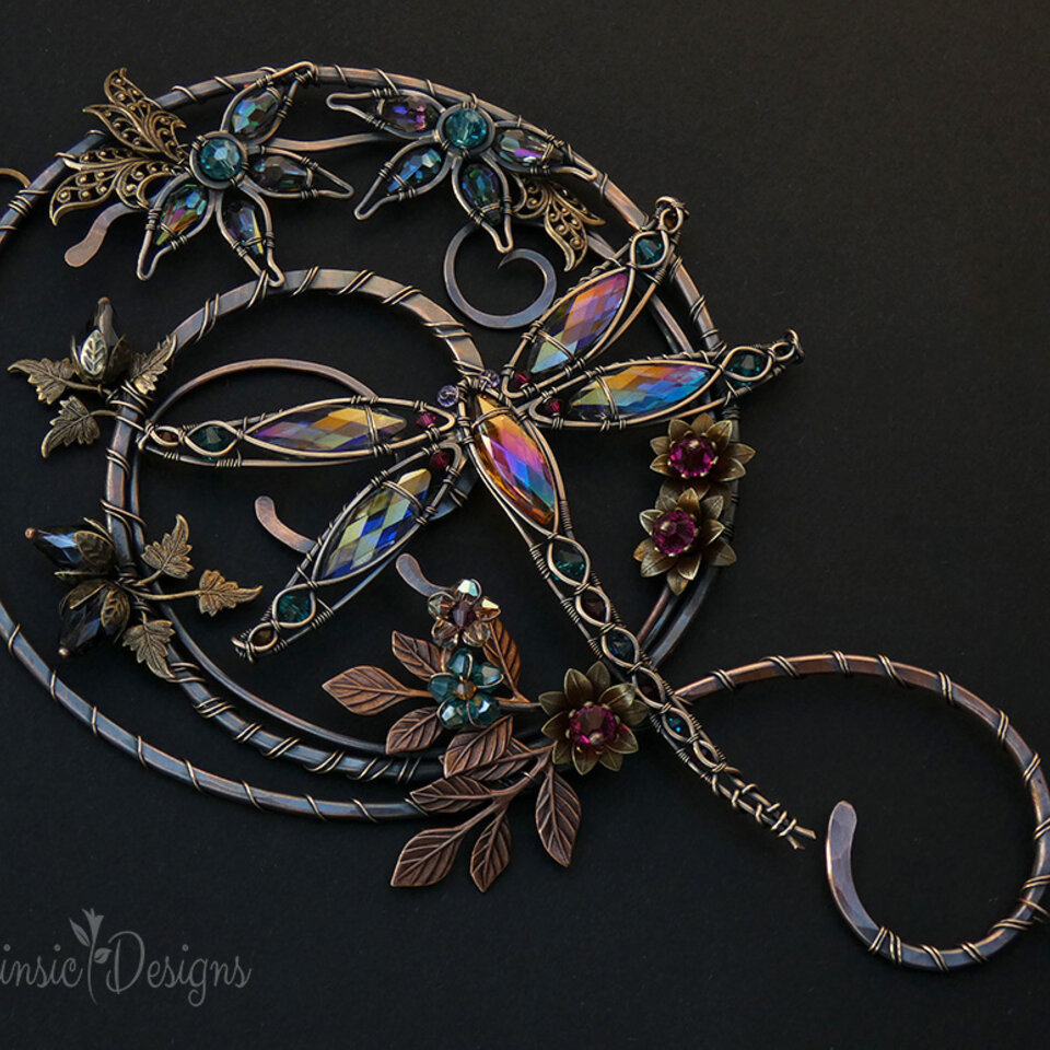 DRAGONFLY CRYSTAL WINDOW SUNCATCHER IN COPPER AND BRONZE 