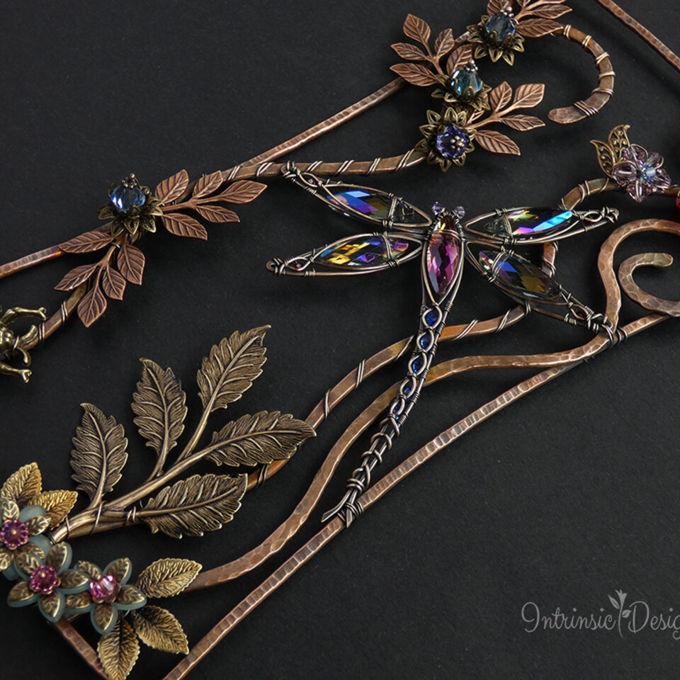 DRAGONFLY SWAROVSKI CRYSTAL WINDOW SUNCATCHER IN COPPER AND BRONZE 