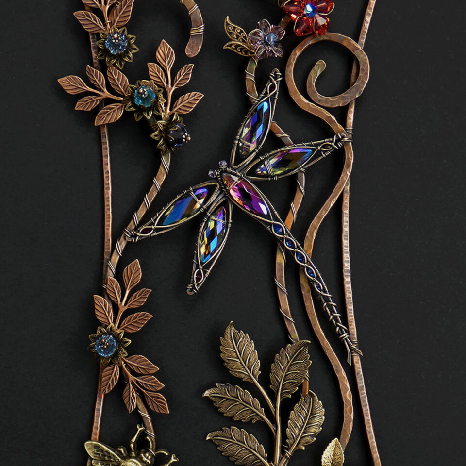 DRAGONFLY SWAROVSKI CRYSTAL WINDOW SUNCATCHER IN COPPER AND BRONZE 