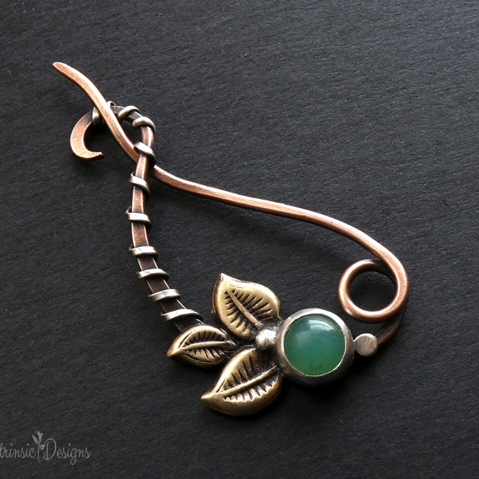 AUSTRALIAN CHRYSOPRASE  SHAWL PIN/ SWEATER PIN WITH MIXED METALS