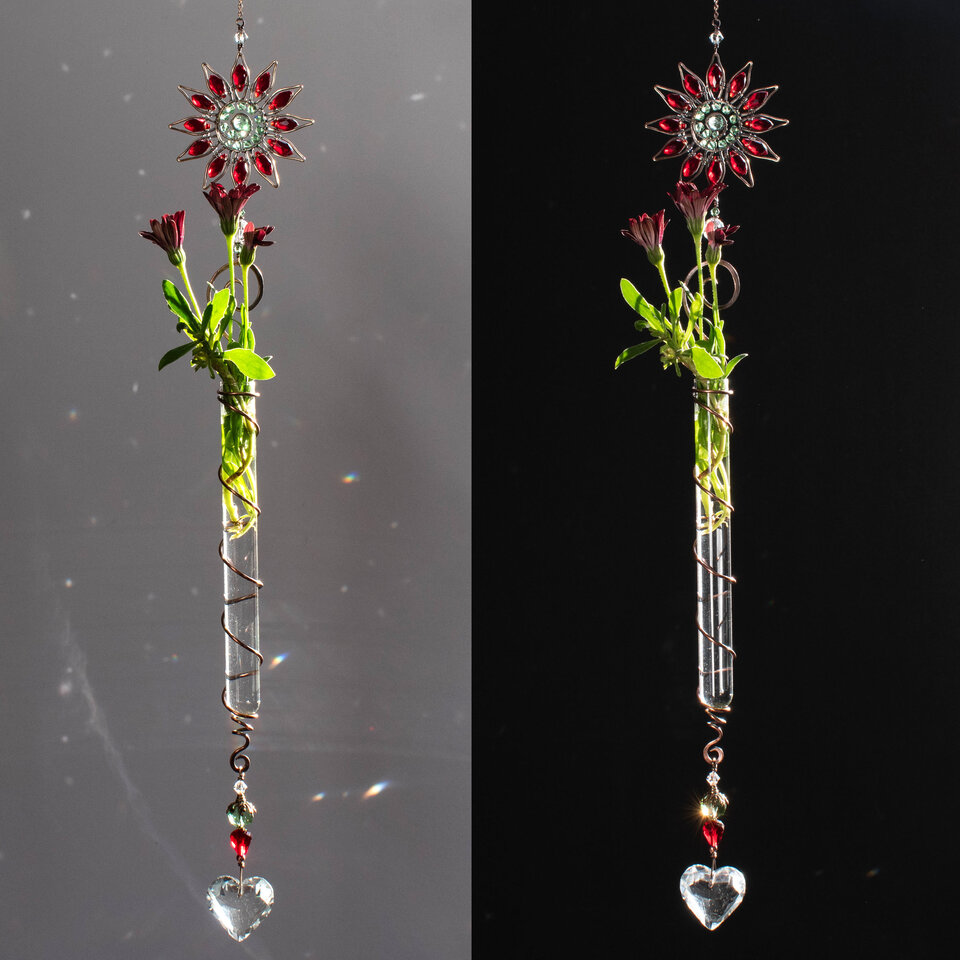 RED SUNFLOWER DECORATIVE PROPAGATION / BUD VASE CRYSTAL SUNCATCHER