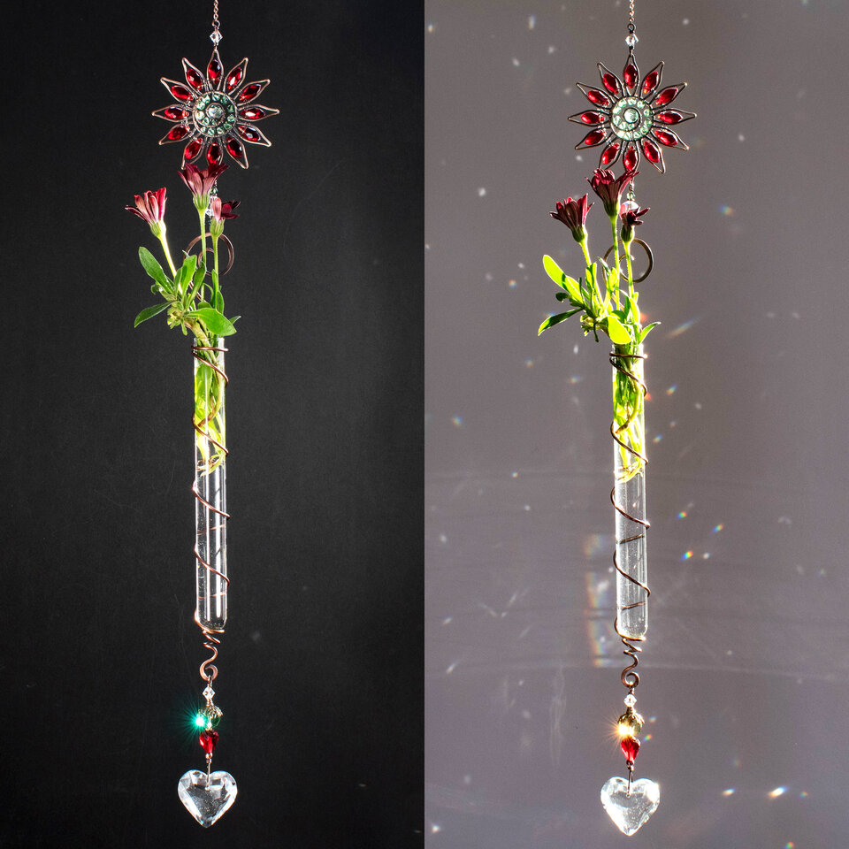 RED SUNFLOWER DECORATIVE PROPAGATION / BUD VASE CRYSTAL SUNCATCHER