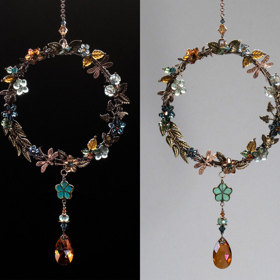 BEE & DRAGONFLY WREATH SWAROVSKI CRYSTAL WINDOW SUNCATCHER IN MIXED METALS