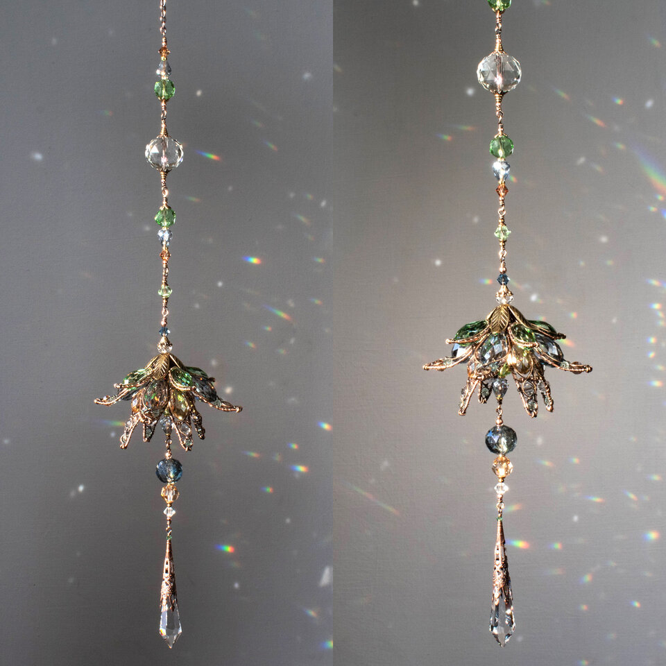 LONG CHANDELIER STYLE FLOWER CRYSTAL WINDOW SUNCATCHER