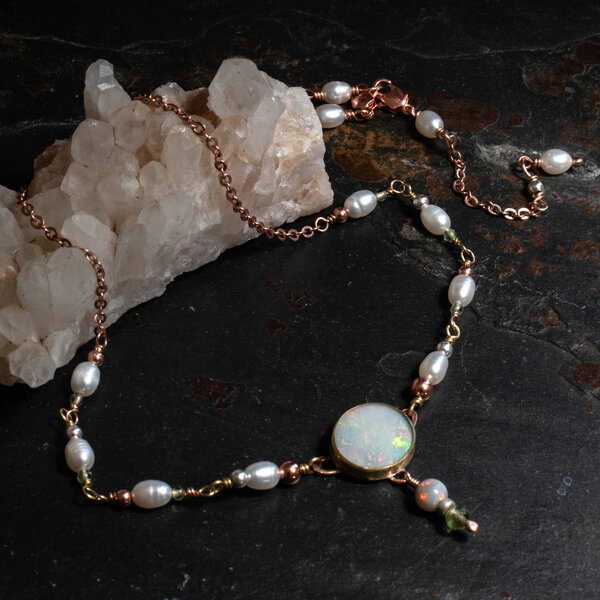 AUSTRALIAN OPAL & FRESHWATER PEARL CHOKER NECKLACE WITH AN ADDED EXTENDER IN MIXED METALS.
