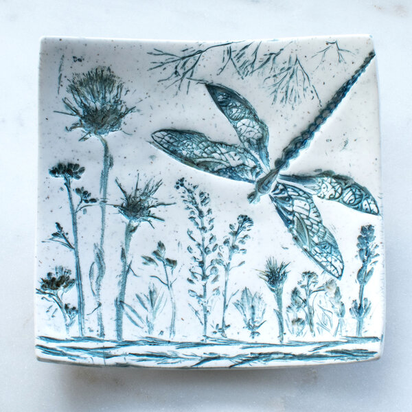CURVED SQUARE RING DISH WITH A DRAGONFLY & WILDFLOWERS