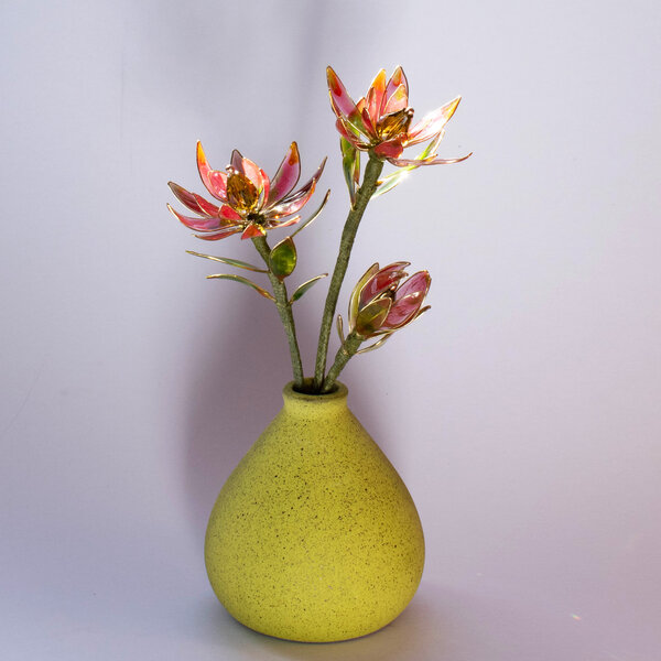 LEUCADENDRON FLOWERS IN RESIN AND WIRE IN A VASE