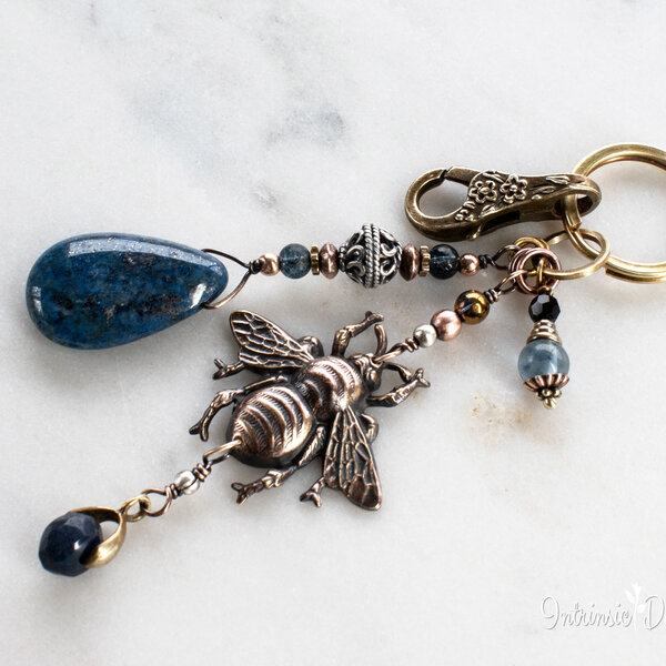 BEE AND GEMSTONE MIXED METAL PURSE KEYRING