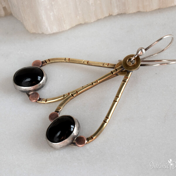 BLACK ONYX DANGLE EARRINGS IN STERLING SILVER AND BRASS WITH STERLING SILVER EAR WIRES