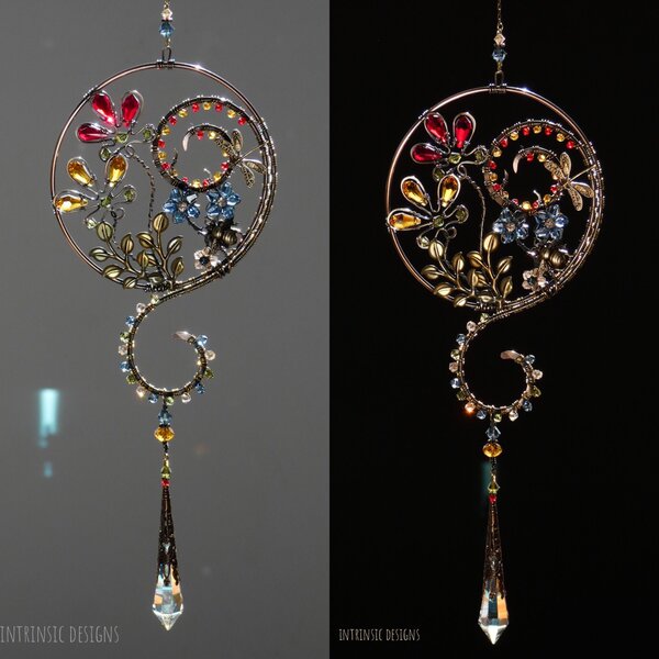 DRAGONFLY AND BEE SWAROVSKI CRYSTAL WINDOW SUNCATCHER IN MIXED METALS