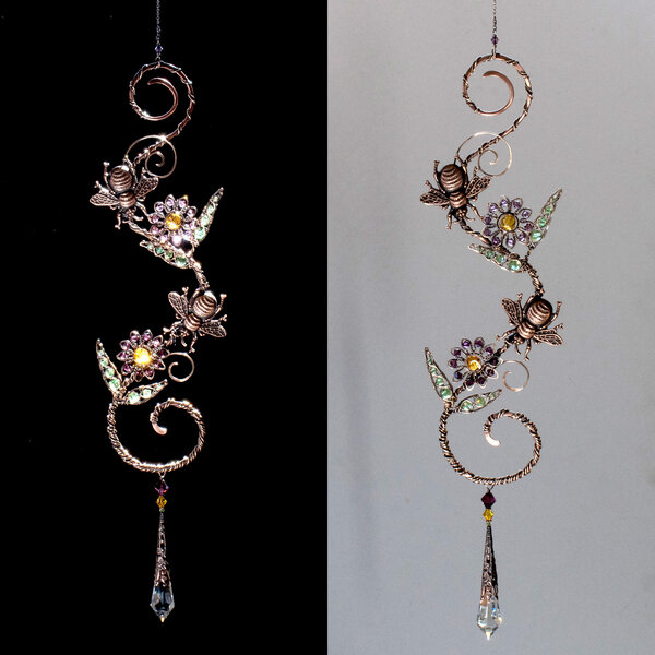 BEE AND DAISY SWAROVSKI CRYSTAL WINDOW SUNCATCHER IN MIXED METALS