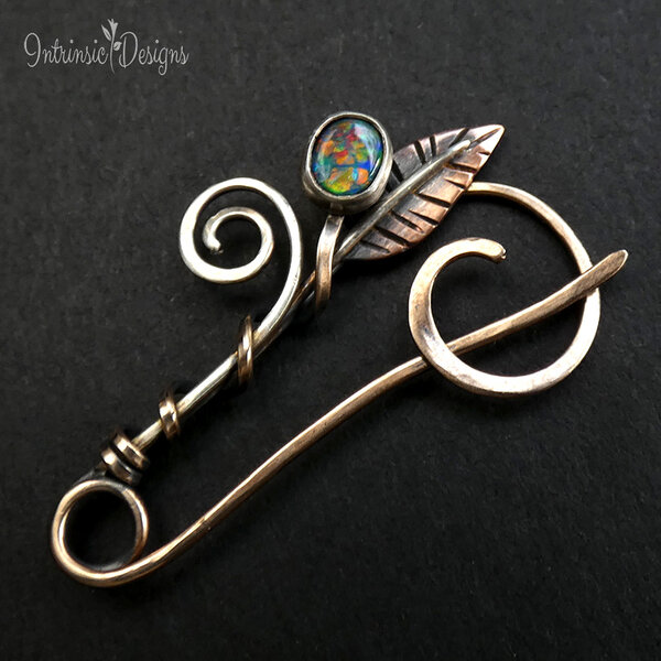 OPAL DOUBLET MIXED METAL BROOCH / SHAWL PIN