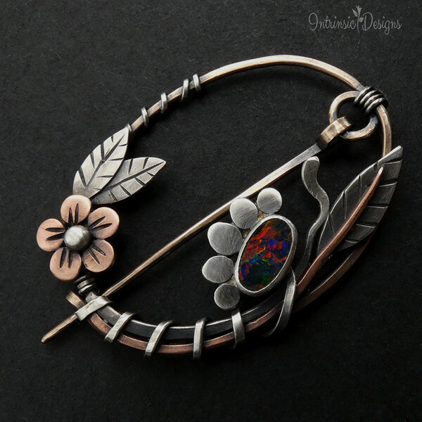 OPAL DOUBLET MIXED METAL OVAL BROOCH / SHAWL PIN