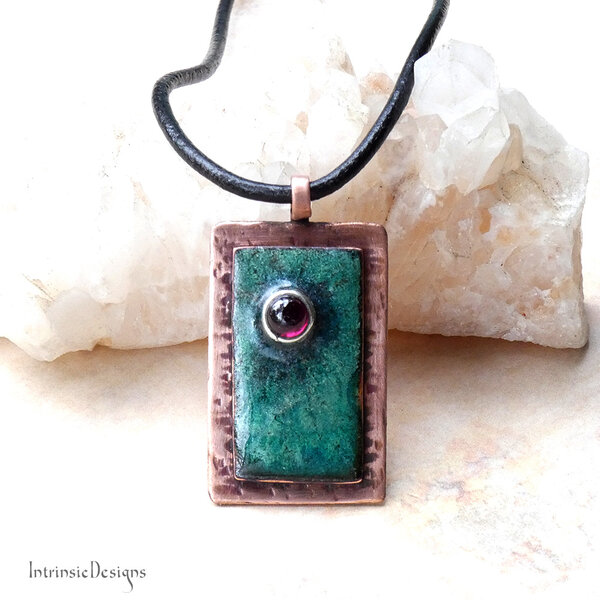 GARNET & ENAMEL OVER COPPER LEATHER NECKLACE