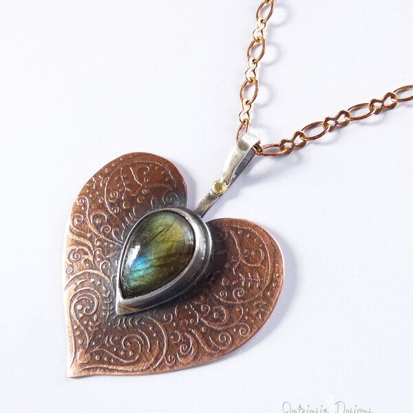 LABRADORITE HEART MIXED METAL PENDANT NECKLACE