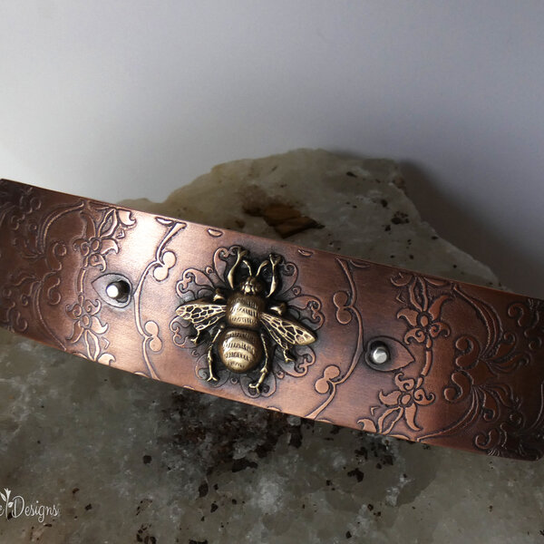 BEE BARRETTE / HAIR CLIP WITH ETCHED COPPER