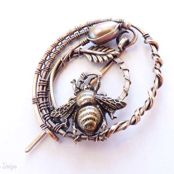 BEE SHAWL PIN/ SWEATER PIN WITH MIXED METALS AND A FRESHWATER PEARL FLOWER BUD