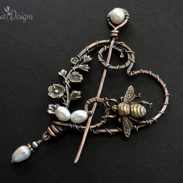 BEE HEART SHAWL PIN/ SWEATER PIN WITH CREAMY FRESHWATER PEARLS AND MIXED METALS