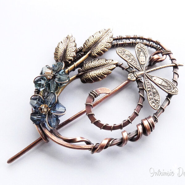 DRAGONFLY OVAL SHAWL PIN/ SWEATER PIN WITH SWAROVSKI CRYSTALS AND MIXED METALS