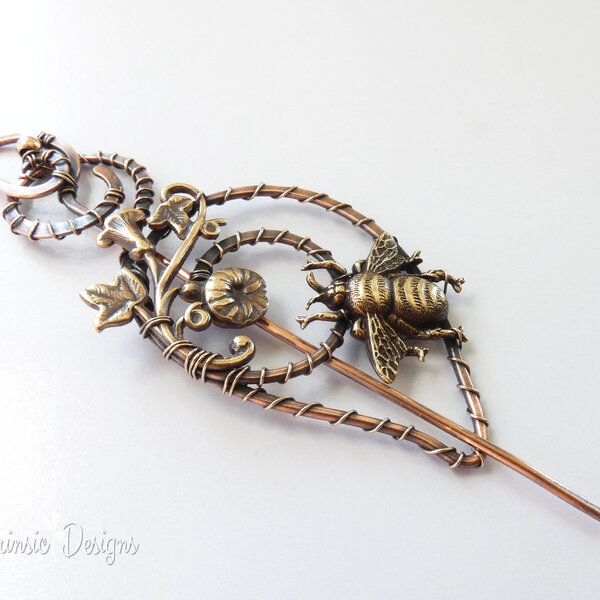 BEE AND SCOTTISH THISTLE SHAWL PIN / SWEATER PIN WITH MIXED METALS