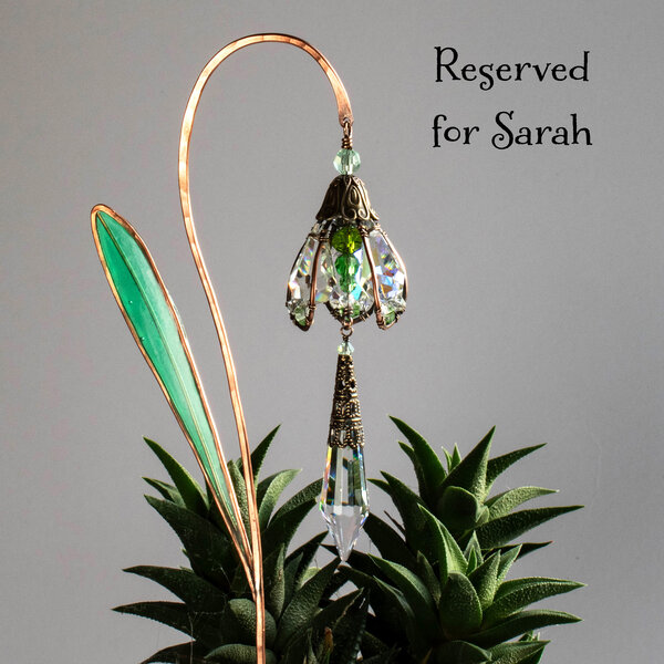 RESERVED FOR SARAH .... SNOWDROP DECORATIVE PLANT STAKE SUNCATCHER